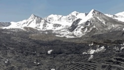 Жаңылыктар | 28.12.2025 | Өкмөт кийинки жылдан тарта алтын өндүрүүнү көбөйтөт