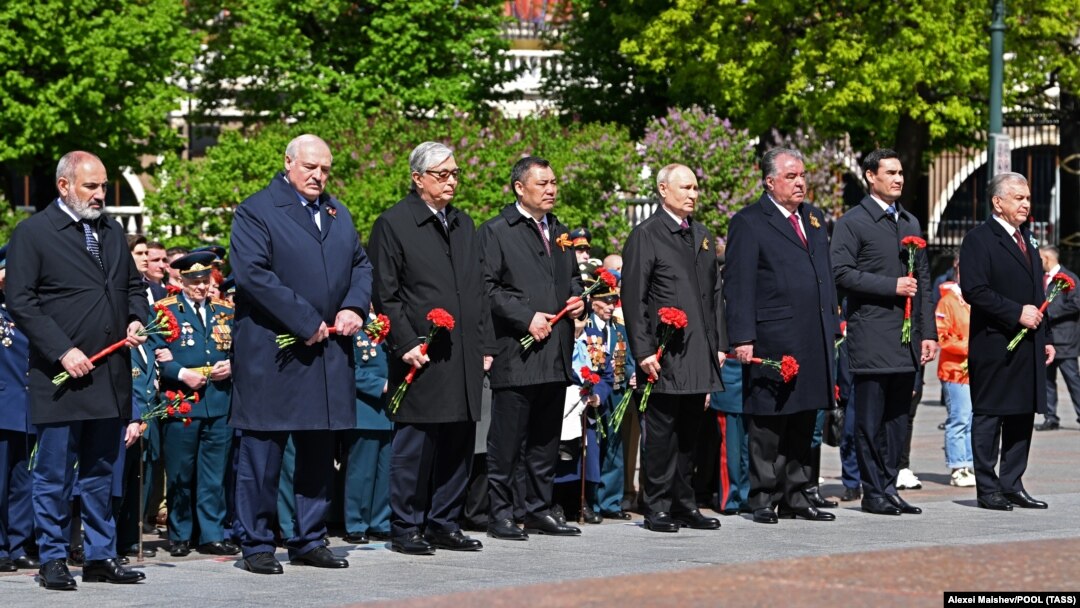 Left to right: Armenian Prime Minister Nikol Pashinian, Belarusian President Alyaksandr Lukashenka, Kazakh President Qasym-Zhomart Toqaev, Kyrgyz President Sadyr Japarov, Russian President Vladimir Putin, Tajik President Emomali Rahmon, Turkmen President Serdar Berdymukhamedov, and Uzbek President Shavkat Mirziyoev lay flowers at the Tomb of the Unknown Soldier on Victory Day in Moscow on May 9.
