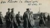 Лідер німецьких нацистів Адольф Гітлер у захопленому Маріуполі. 1941 рік