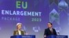 Predsednica Evropske komisije Ursula von der Leyen i evropski komesar za susjedstvo i proširenje Oliver Varhelyi u Briselu, Belgija, 8. 11. 2023.