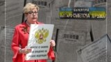 Colaj foto - Eleonora Mitrofanova, ambasadoarea Rusiei în Bulgaria, și documente referitoare la proprietățile Rusiei în Bulgaria. 