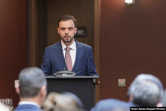 Mihai Precup este președintele Agenției pentru Monitorizarea și Evaluarea Întreprinderilor Publice (AMEPIP) începând din 16 noiembrie 2023.