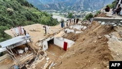 Mudslide In Pakistan Kills 12, Mostly Children, Amid Monsoon Rains (CLICK TO VIEW)