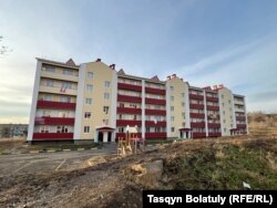 Новый многоквартирный жилой дом пришлось подключить к старой, едва работающей системе отопления. Восточно-Казахстанская область, 10 ноября 2023 года