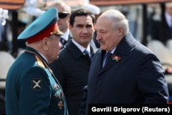 Лидер Беларуси Александр Лукашенко на военном параде в День Победы. Москва, 9 мая 2023 года