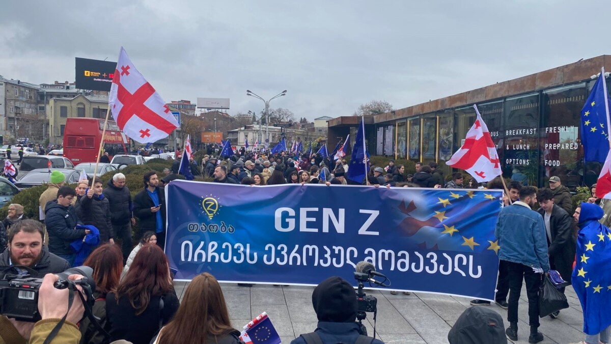 У Тбілісі громадяни вийшли на марш «Наш голос – Євросоюзу»