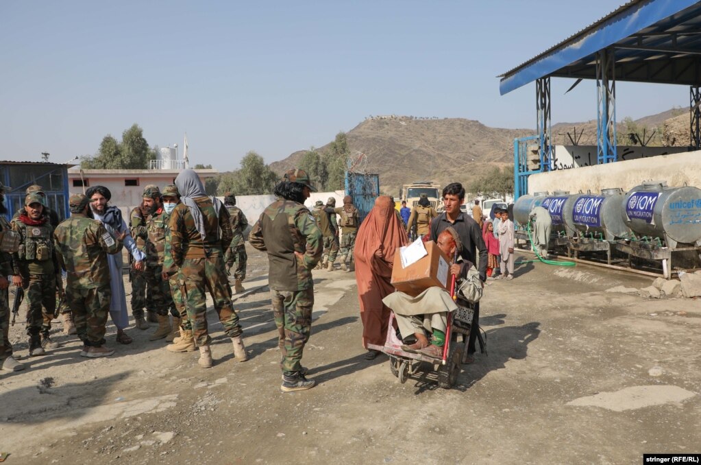 Gli estremisti islamici stanno inoltre allestendo ulteriori campi temporanei per i rimpatriati, anche nella provincia meridionale di Uruzgan.