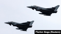 Aeroplanë luftarakë  Eurofigher. Fotografi nga arkivi. 