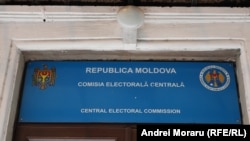 În turul doi al alegerilor prezidențiale se vor duela președinta Maia Sandu și candidatul susținut de PSRM, Alexandr Stoianoglo.