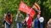 Радянські прапори, російські триколори та георгіївські стрічки – в окупованому Севастополі відзначили 9 травня 