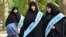 گزارش‌ها حاکی است افراد موسوم به «حجاب‌بان» ضمن ایجاد فضای «متشنج» در محدوده اطراف تئاتر شهر در مواردی «با مردم درگیر» شده‌اند