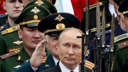 12 червня День Росії, державне свято до дати ухвалення Декларації про державний суверенітет Російської Федерації у 1990 році