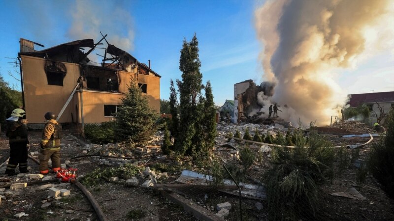 U ruskom napadu na Harkiv kuće gorjele, dvoje povrijeđenih
