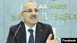 Թուրքիայի տրանսպորտի նախարար Աբդուլքադիր Ուրալօղլու, արխիվ