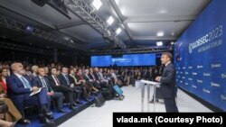 Președintele francez Emmanuel Macron, invitatul special al forumului internațional pentru securitate Globsec de la Bratislava, Slovacia, mai 2023.