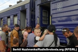 Евакуація з Покровська. Евакуаційний потяг на вокзалі. Покровськ, Донецька область, 30 серпня 2024 року