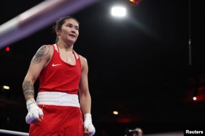 Света Букинаның Бақытты бірге фильмінен порно видеосын қараңыз