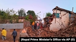Oštećene kuće nakon zemljotresa u sjeverozapadnom dijelu Nepala, 4. novembar 2023.