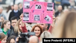 Protest u prestonici Crne Gore Podgorici organizovan je 11. marta kao reakcija na više slučajeva vršnjačkog nasilja u kojima su žrtve mladi i djeca. 