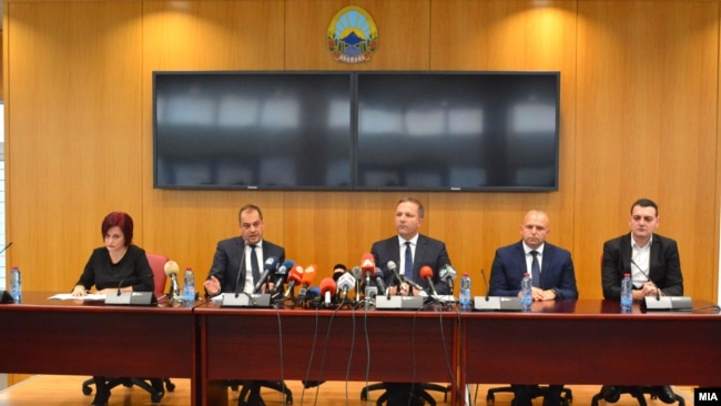 Ministri i Punëve të Brendshme, Oliver Spasovski gjatë konferencës për shtyp për rastin e vrasjes së 14-vjeçares Vanja Gjorçevska, Shkup. 4 dhjetor 2023.