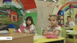 Харків: дошкільнята попри війну готуються до школи, через війну – у метро 