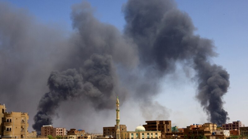 Sulmet ajrore tronditin Sudanin, pas negociatave pa sukses për armëpushim