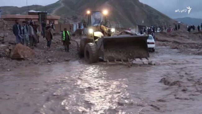 د بغلان په سېلابونو کې د مړو شمېر ۳۱۵ او د ټپیانو ۱۶۳۰ ته رسېدلی د بغلان په سېلابونو کې د مړو شمېر ۳۱۵ او د ټپیانو ۱۶۳۰ ته رسېدلی