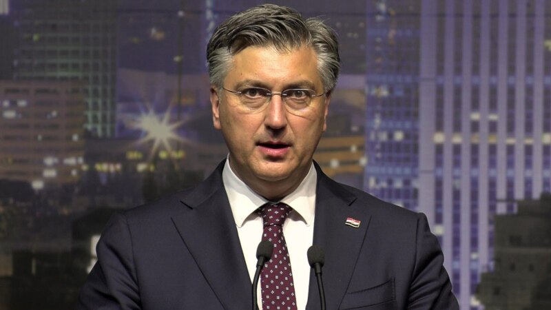 Plenković zatražio 'balansiraniju' politiku EU prema Kosovu i Srbiji