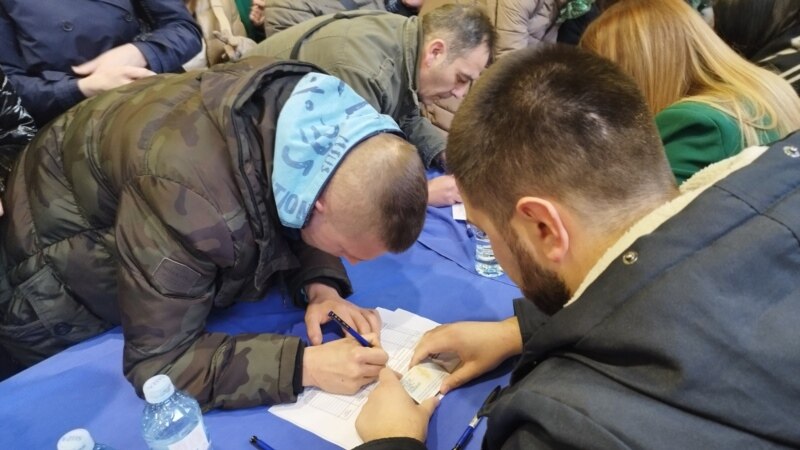 'Ispravljanje greške' ili volja građana: Peticija za smenu gradonačelnika na severu Kosova