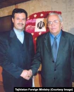 ناصر سرمدی پارسا در کنار وزیر خارجه وقت تاجیکستان