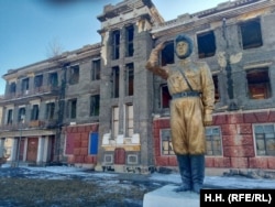 Разрушенный дом офицеров, Борзя. Россия, архивное фото
