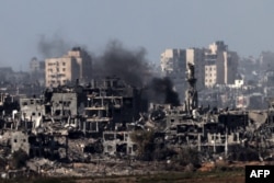 Dim iznad Pojasa Gaze snimljena iz pravda Sderota, 10. novembra