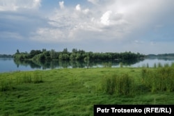 Râul Syr Darya River în regiunea Sughd din Tadjikistan.