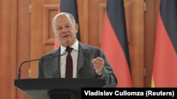 Social-democraţii (SPD) cancelarului german Olaf Scholz s-au impus la limită în faţa partidului de extrema-dreaptă AfD în alegerile regionale din landul Brandenburg