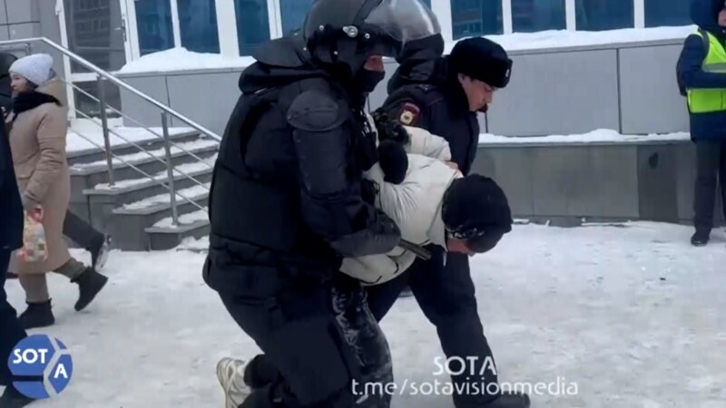 Суд в Башкортостане арестовал четырёх участников акции в поддержку Фаиля Алсынова