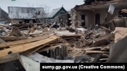 Russian shells destroyed at least five private houses in the village of Seredyna-Buda in Ukraine's Sumy region on November 28.