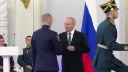 Путин бешинчи президентлик муддатига номзодини қўймоқда
