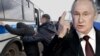 Владимир Путин и полицейское задержание, коллаж