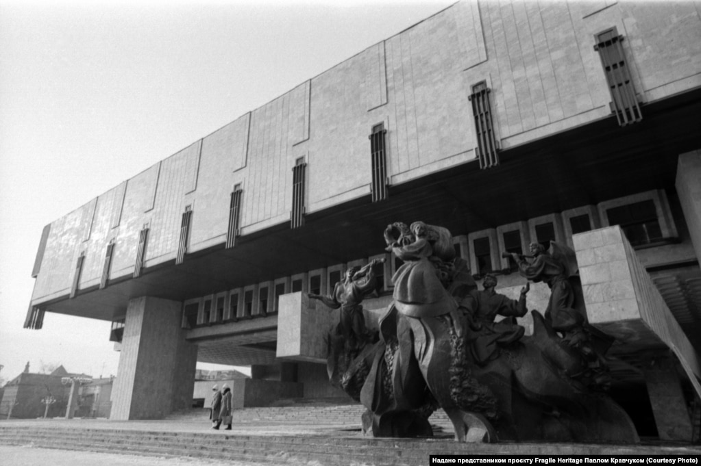 Una foto d'archivio non datata del Teatro accademico nazionale dell'opera e del balletto di Kharkiv intitolato a Mykola Lysenko