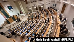Як повідомляє проєкт Радіо Свобода «Ехо Кавказу», за подолання вето проголосували 84 депутати, проти – чотири (фото архівне)