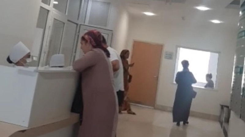 Türkmenabatda sanjym kampaniýasy başlandy, ýaşaýjylar isleg bildirmeýär