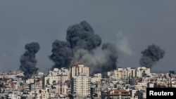 Un număr de 300 de israelieni au fost ucişi în atacul devastator la scară largă lansat sâmbătă de gruparea radicală Hamas.