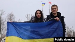 Украинец Богдан Ермохин и его старшая сестра Валерия, 19 ноября 2023 года
