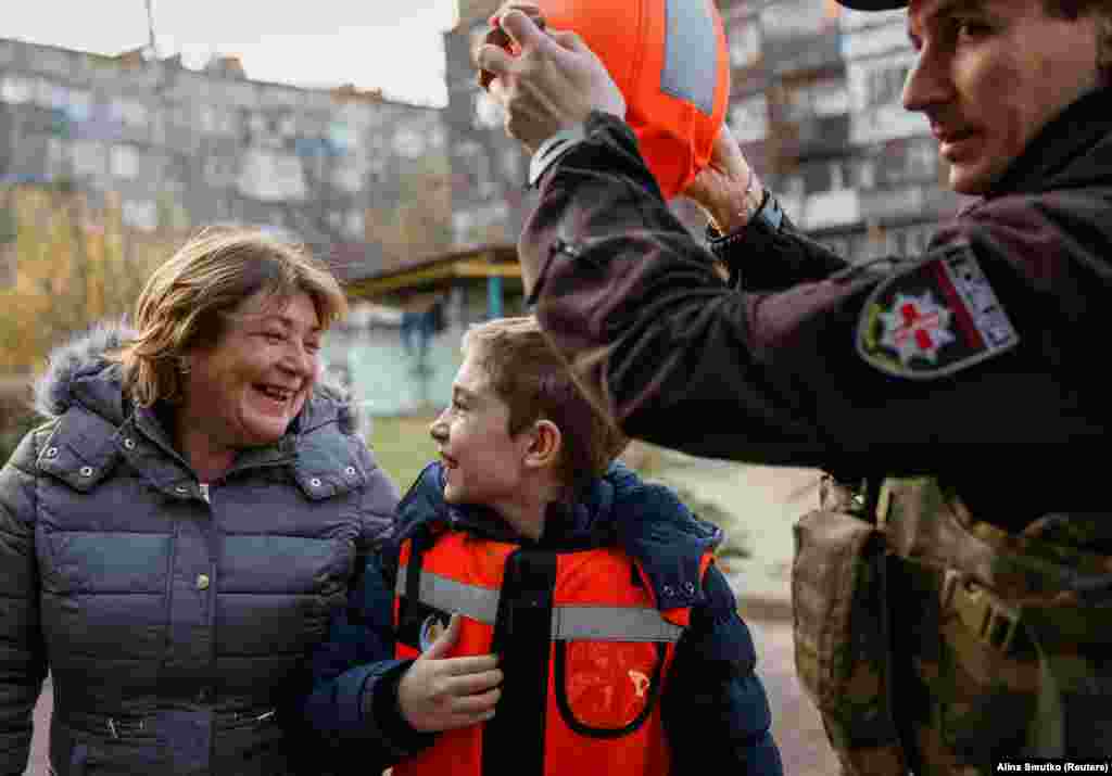 Denys and his mother, Olha Skachkova,&nbsp;have arrived at a temporary shelter. With their home near the front line, they were forced to flee, making them internally displaced persons (IDPs). Following Russia&#39;s full-scale invasion of Ukraine in February 2022, an estimated 5.1 million people have been driven from their homes and are now internally displaced.
