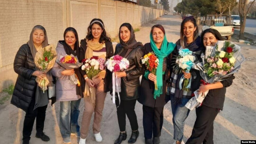 هفت بهائی آزادشده از زندان زنان اصفهان