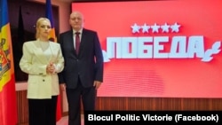 Vasile Bolea, candidatul desemnat pentru prezidențialele din toamnă de blocul neînregistrat de CEC - „Victorie-Pobeda”, împreună cu Marina Tauber, șefă a staff-ului de campanie a formațiunii.