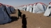 تعداد زیادی از زلزله زده گان هرات تا هنوز هم زیر خیمه های موقت زنده گی میکنند