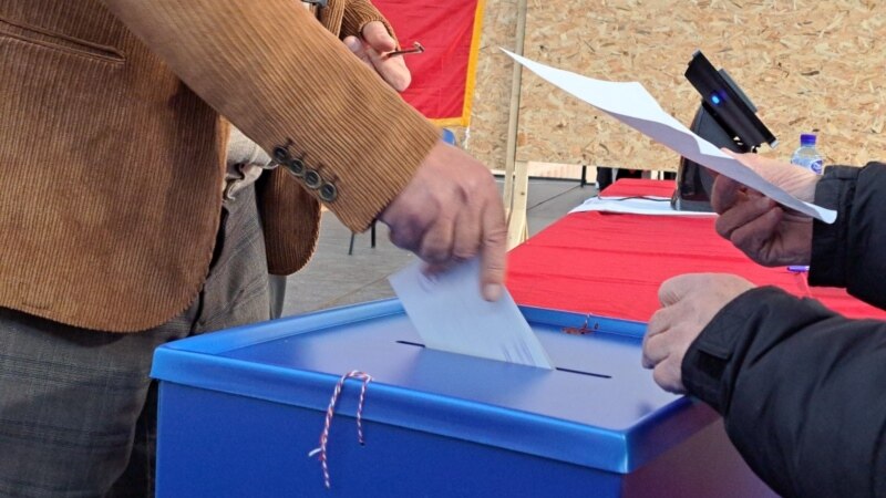 Montenegro Votes For President Against Backdrop Of Crisis, Stalemate