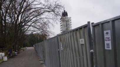 Областната управа на София град нареди поставянето на допълнителна ограда около