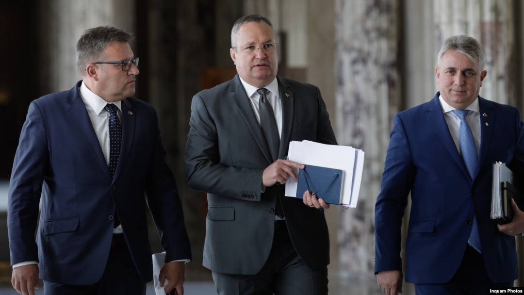 Cum s-au angajat la stat rudele demnitarilor, imediat după instalarea acestora în funcții publice.